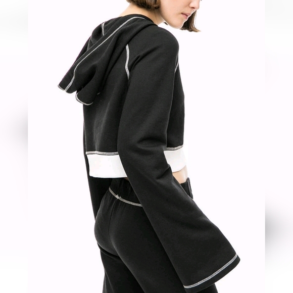 Juicy Couture Fleece Track Bell Sleeve Cropped Pullover Women's M Black Boho 90s - Picture 7 of 11